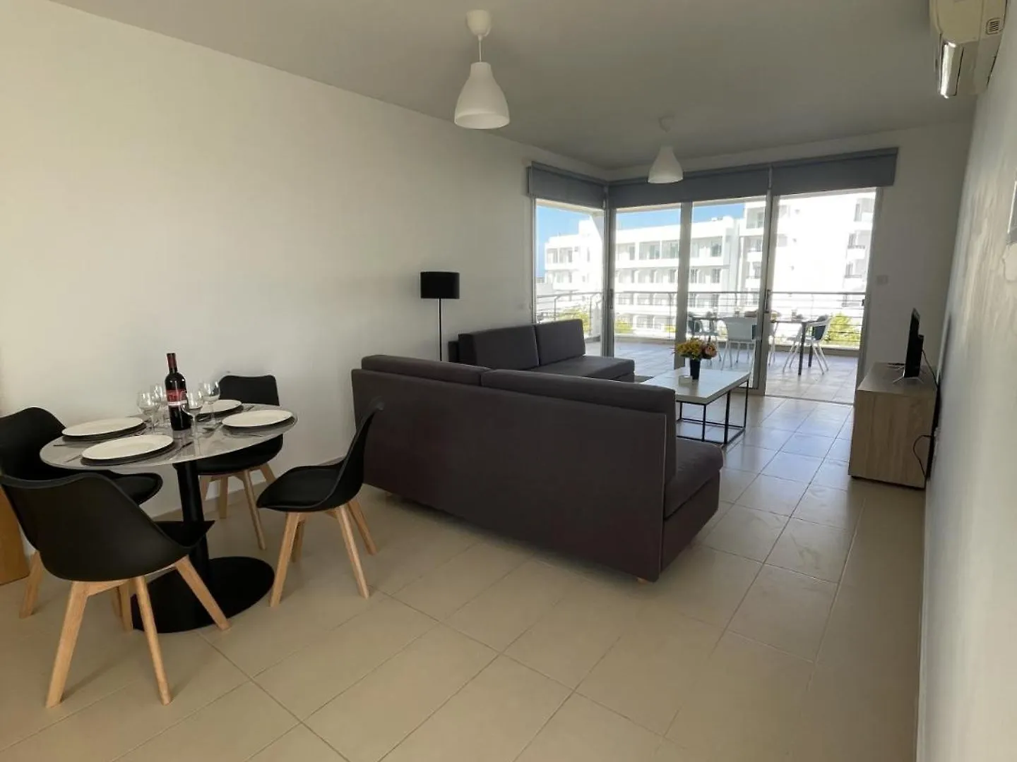 Fig Tree View Apartment 1 location
